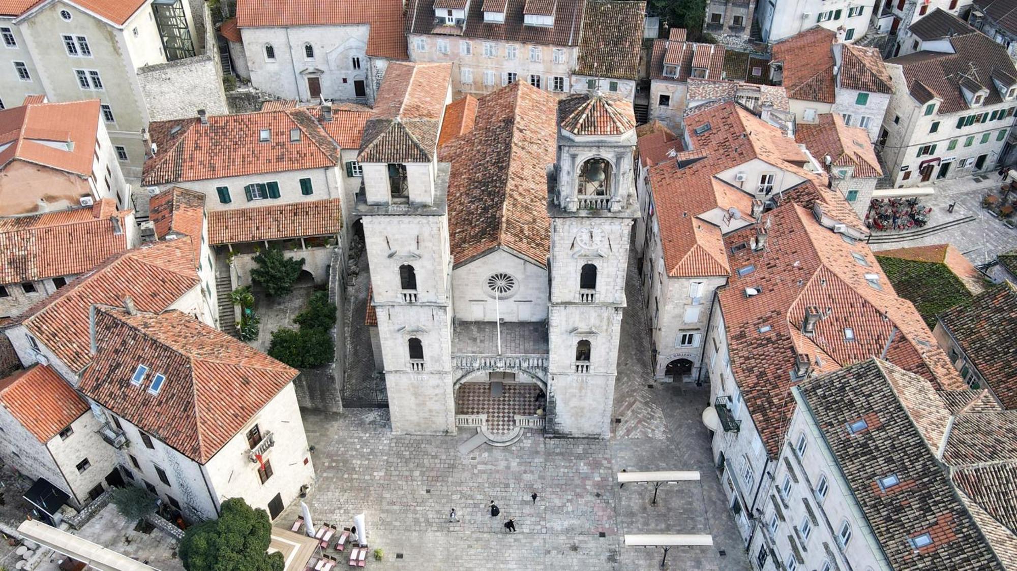 Four Seasons * Kotor
